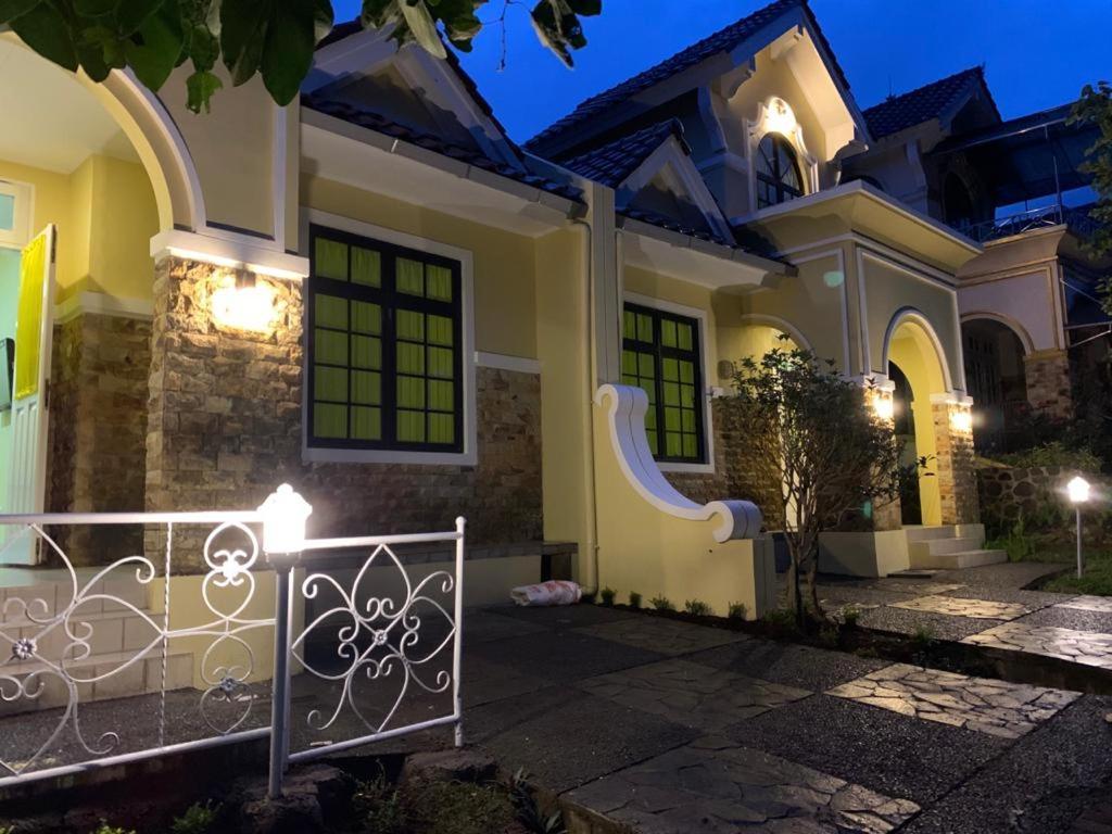 Villa Kota Bunga Cipanas 3 Kamar Baru Renovasi Full Wifi Cikundul Екстериор снимка